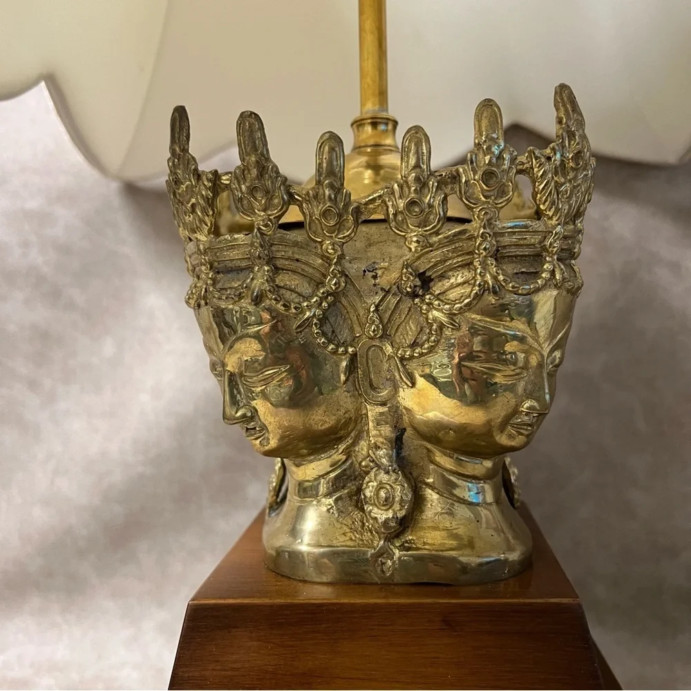Vintage Table Lamp with Crowned Asian Faces in Brass on Wood Base